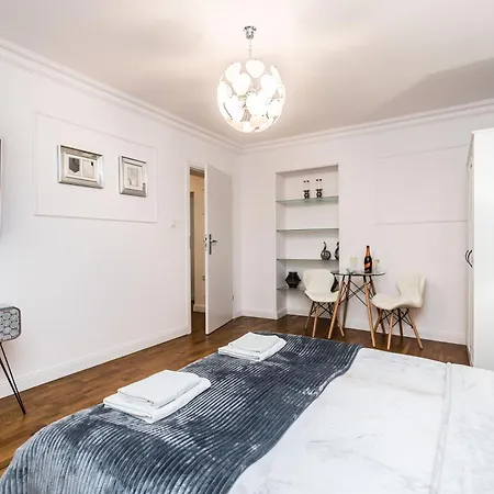 Just In Rynek Garncarskie 10 With Bonus Separate Office Tv * 브로츠와프